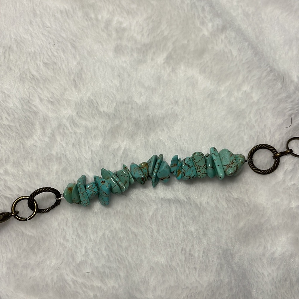 Kitsch Spring Necklace - Picture 3 of 8